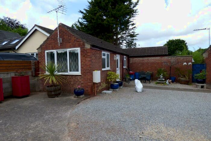 1 Bedroom Detached Bungalow To Rent In The Annexe, Omega, Bristol Road, Frenchay, BS16