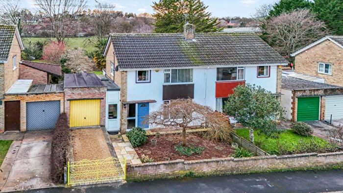 3 Bedroom Semi Detached House For Sale In Mount Pleasant Avenue, Wells, BA5