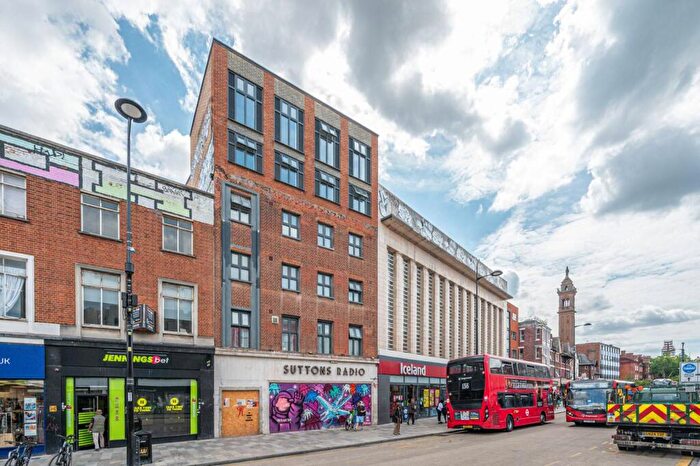 2 Bedroom Flat To Rent In Lewisham High Street, Lewisham, London, SE13