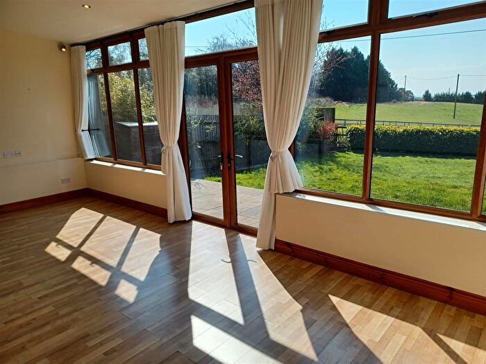 3 Bedroom Detached House For Sale In Church Road, Farley Hill, Reading, RG7