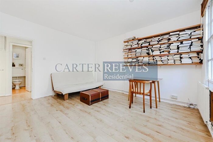 4 Bedroom Property To Rent In Nigel House, Portpool Lane, London, EC1N