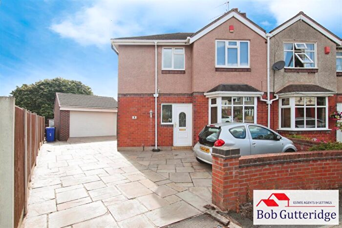 3 Bedroom Semi-Detached House To Rent In Norman Avenue, Tunstall, Stoke-On-Trent, ST6