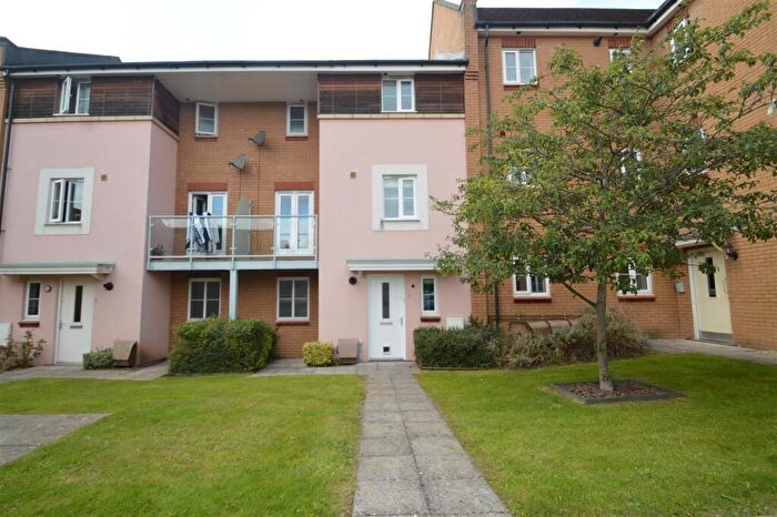 2 Bedroom House To Rent In Azov Close, Horfield, Bristol, BS7
