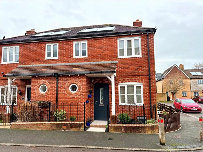3 Bedroom Semi Detached House For Sale In Gower Road, Shaftesbury, Dorset, SP7