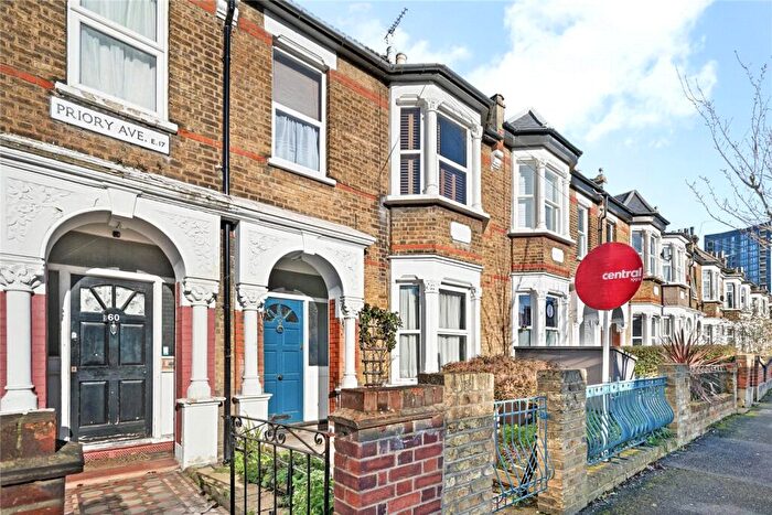 3 Bedroom Terraced House To Rent In Priory Avenue, Walthamstow, London, E17