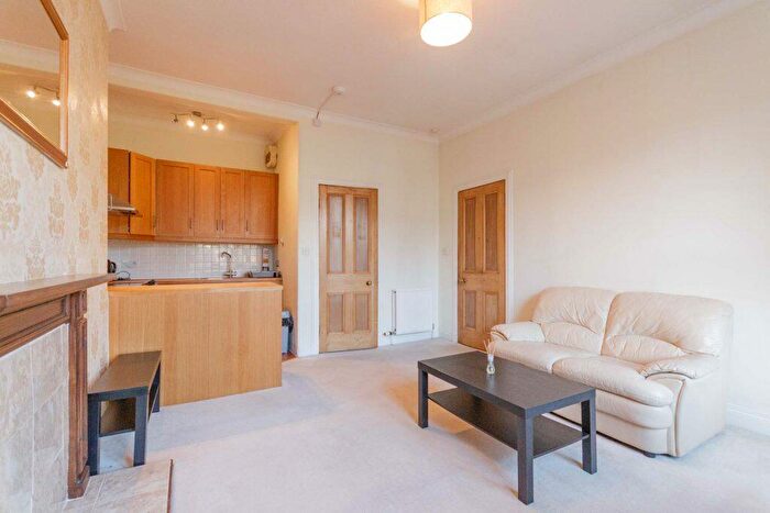 1 Bedroom Flat To Rent In L – Merchiston Grove, Edinburgh, EH11