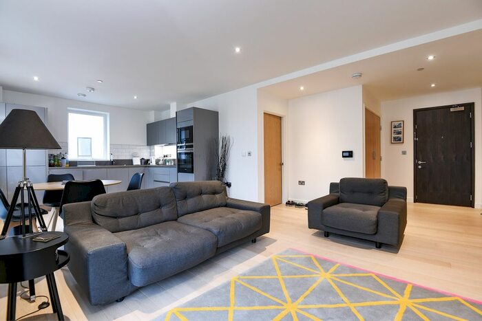 2 Bedroom Flat To Rent In Roper, Reminder Lane, Parkside, Greenwich Peninsula, SE10