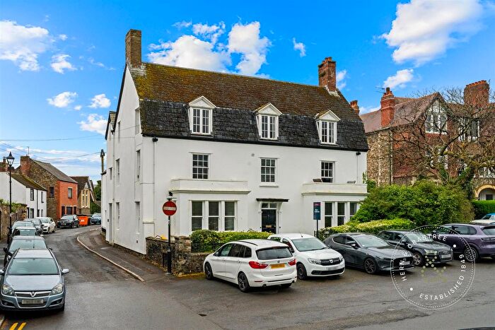 2 Bedroom Flat For Sale In Yr Hen Dy, The Cathedral Green, Llandaff, Cardiff, CF5