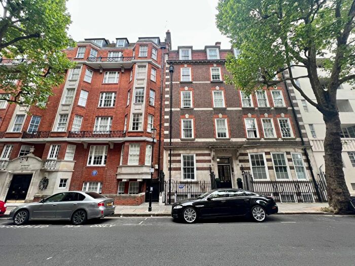 Studio To Rent In Draycott Avenue, London, SW3