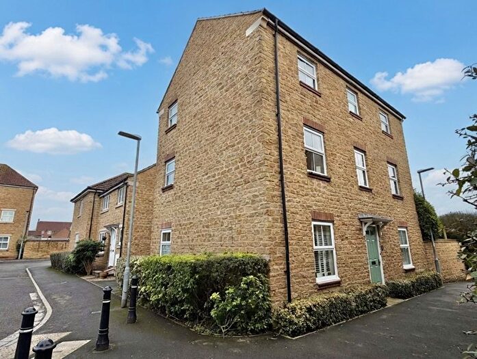 5 Bedroom Detached House For Sale In Vincent Way, Martock, Somerset, TA12