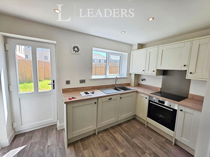 3 Bedroom Semi-Detached House To Rent In Tulip Road, Quadring, PE11