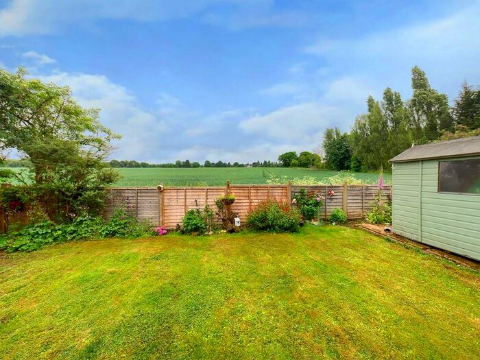 2 Bedroom Terraced House For Sale In Clovers Way, Faygate, RH12