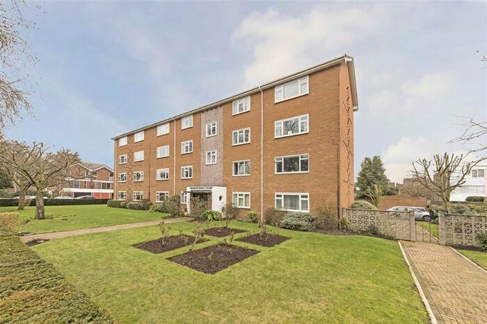 2 Bedroom Flat To Rent In Kew Road, Kew, Richmond, TW9