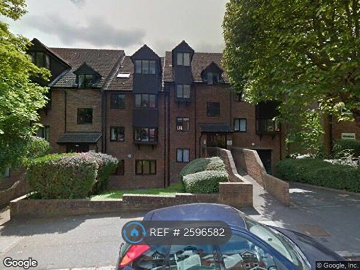 1 Bedroom Flat To Rent In Osprey House, London, SE19