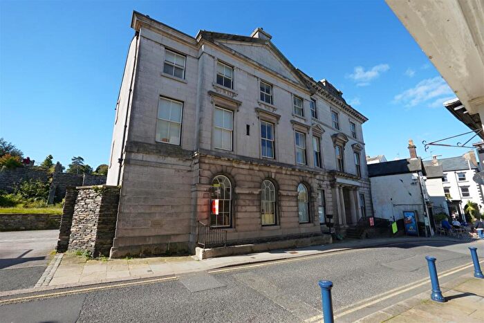 3 Bedroom Apartment To Rent In Queen Street, Ulverston, LA12