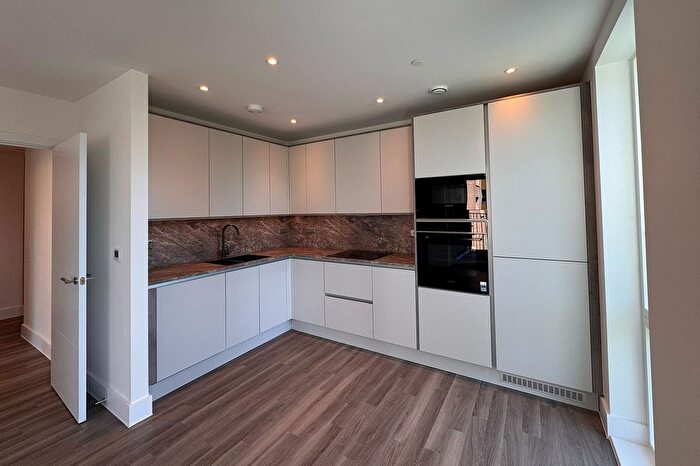 2 Bedroom Flat To Rent In Sanday Drive, London, NW9