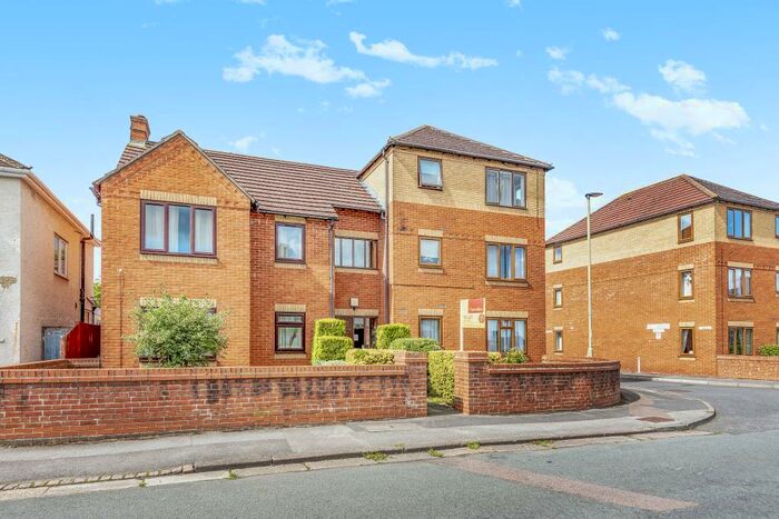 2 Bedroom Apartment To Rent In Off Abingdon Road, Oxford, OX1