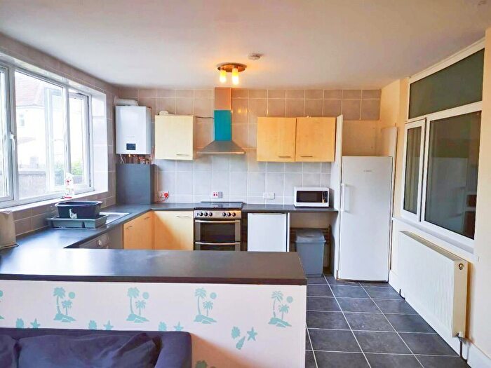 3 Bedroom Bungalow To Rent In Filton Avenue, Bristol, BS7