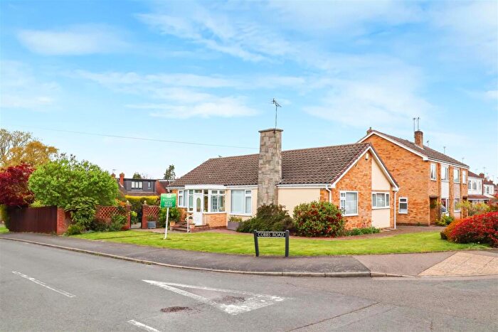 3 Bedroom Detached Bungalow For Sale In Cobbs Road, Kenilworth, CV8