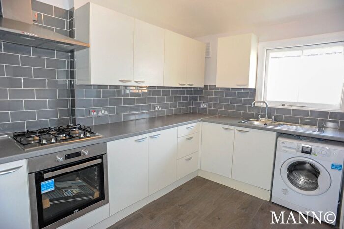 1 Bedroom Flat To Rent In Burnt Ash Road, London, SE12