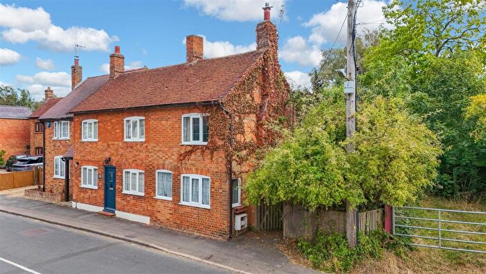 1 Bedroom End Of Terrace House For Sale In High Street North, Stewkley, LU7