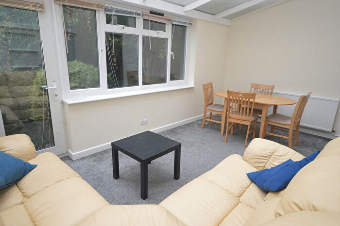 6 Bedroom Detached House To Rent In Heathwood Road, Winton, BH9