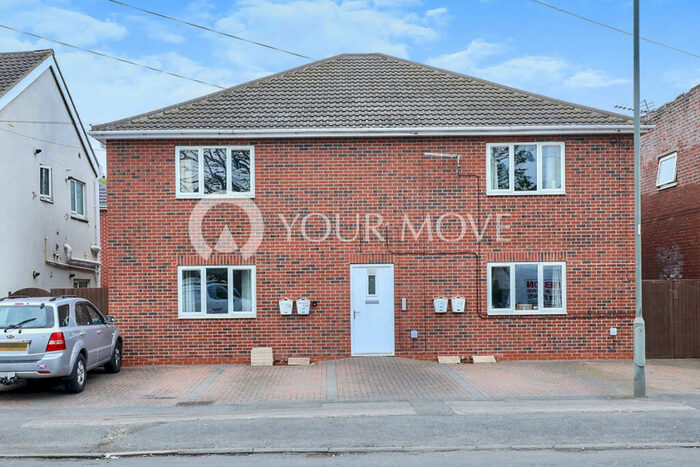 2 Bedroom Flat To Rent In Waverley Avenue, Doncaster, South Yorkshire, DN4