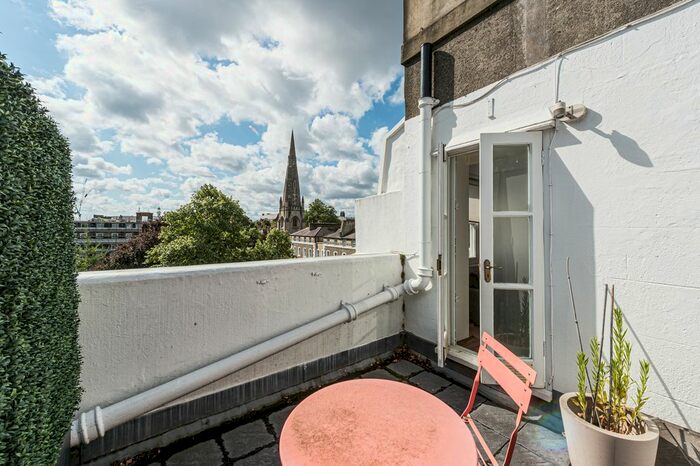 1 Bedroom Flat To Rent In Onslow Square, South Kensington, SW7