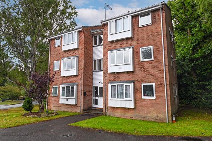 Studio To Rent In Holly Drive, Waterlooville, PO7
