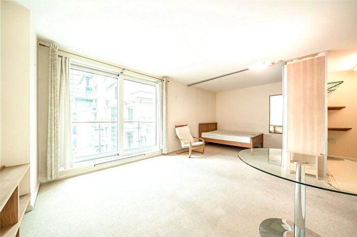 Studio To Rent In Hanover House, St. George Wharf, London, SW8