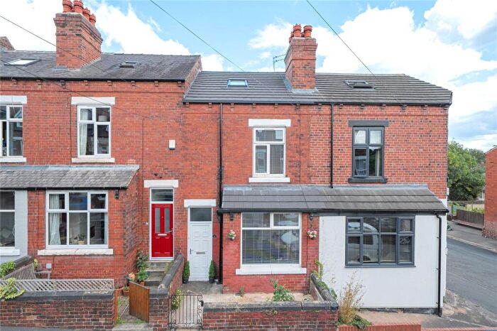 3 Bedroom Terraced House For Sale In Greenwood Mount, Leeds, West Yorkshire, LS6