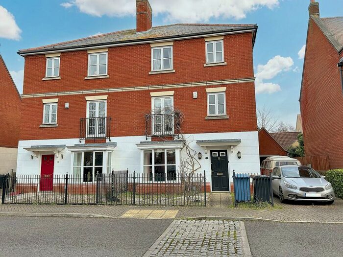 5 Bedroom Town House For Sale In Mansbrook Boulevard, Ipswich, IP3