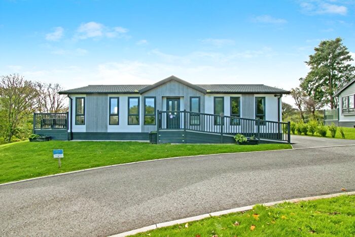 2 Bedroom Park Home For Sale In Plot, Newquay, TR8