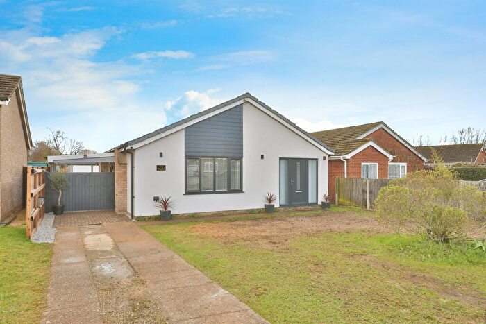3 Bedroom Detached Bungalow For Sale In Old Vicarage Park, Narborough, King's Lynn, PE32