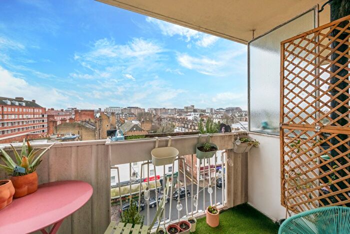 2 Bedroom Flat For Sale In Cotman House, Townshend Estate, NW8