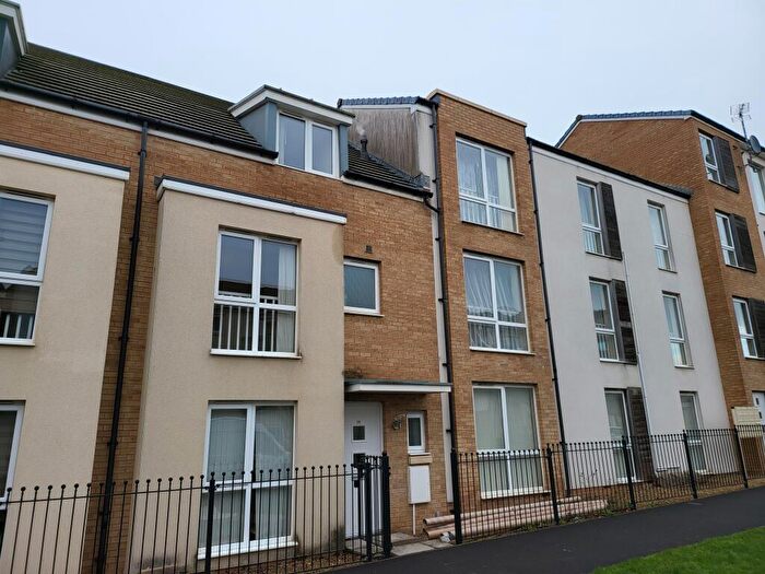 4 Bedroom House To Rent In Eighteen Acre Drive, Patchway, Bristol, BS34