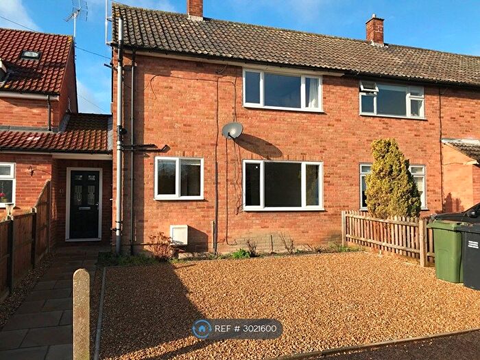 2 Bedroom Semi-detached House To Rent In Chestnut Close, Haslingfield, Cambridge, CB23