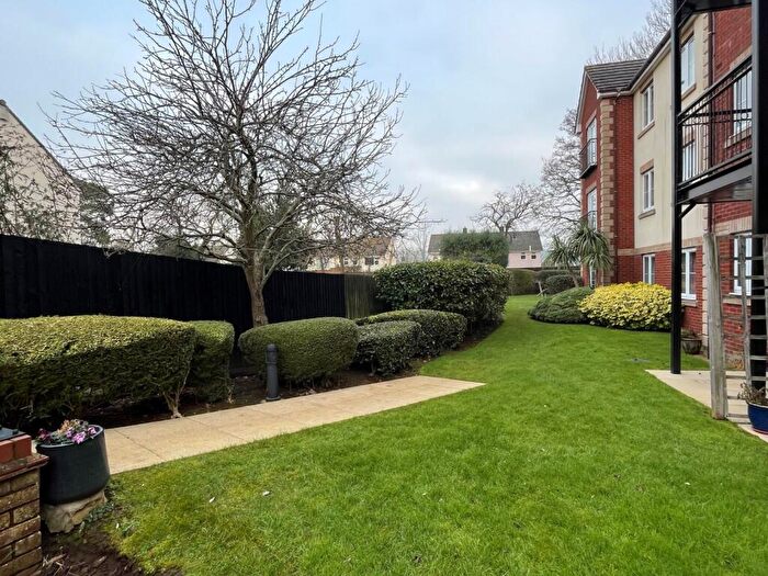 2 Bedroom Apartment For Sale In Silver Street, Nailsea, North Somerset, BS48