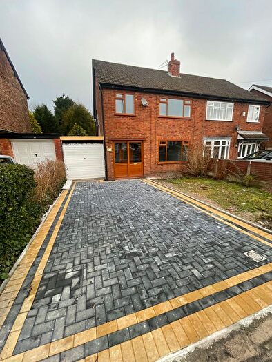 3 Bedroom Semi-Detached House To Rent In Finney Lane, Heald Green, Cheadle, SK8