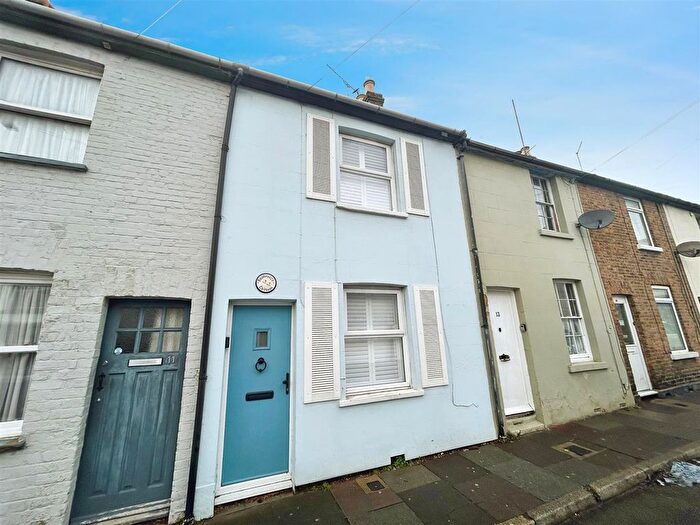 2 Bedroom Property To Rent In North Street, Herne Bay, CT6