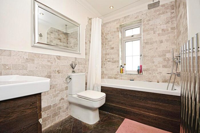 5 Bedroom Detached House For Sale In London Road, Marks Tey, Colchester, CO6