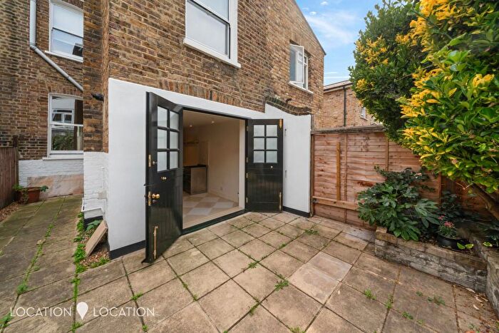 4 Bedroom Terraced House To Rent In Belgrade Road, London, N16