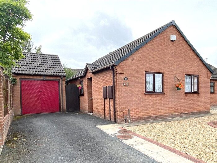 2 Bedroom Bungalow For Sale In Campion Drive, Donnington Wood, Telford, Shropshire, TF2