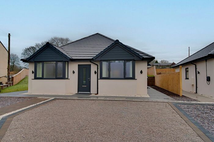 2 Bedroom Detached Bungalow For Sale In Liverpool Road East, Kidsgrove, ST7