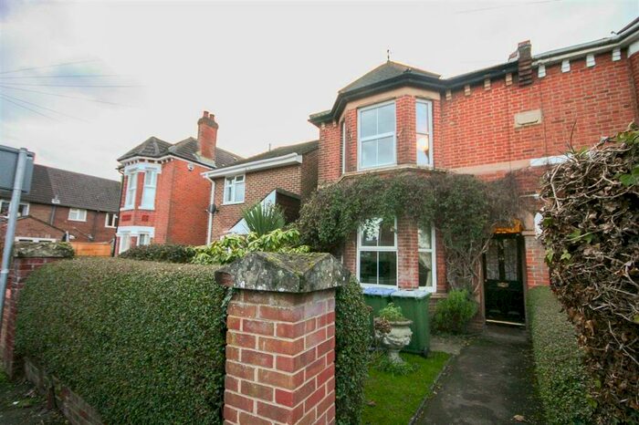 Studio To Rent In Foundry Lane, Southampton, SO15