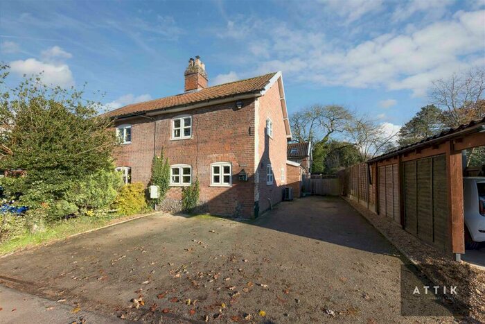 4 Bedroom Semi-Detached House For Sale In Tasburgh, Norwich, NR15