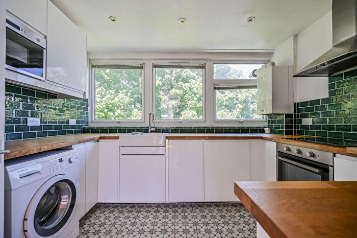 1 Bedroom Flat For Sale In , Archway, London, N19