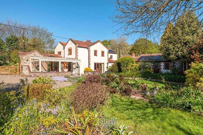 4 Bedroom Cottage For Sale In The Hill, Swanton Abbott, NR10