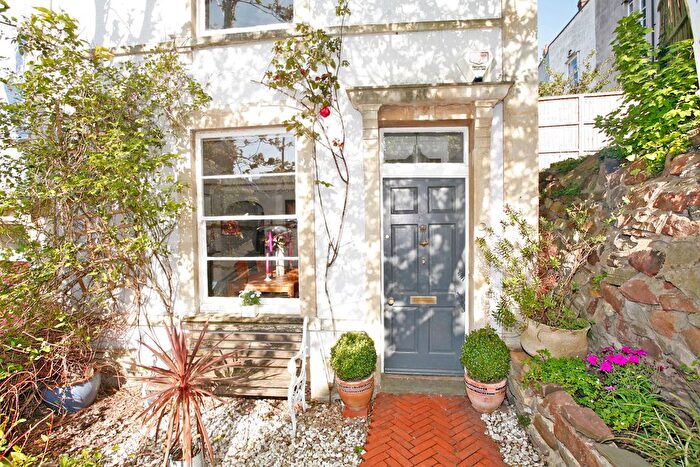 5 Bedroom End Terrace House For Sale In Ambra Vale, Bristol, BS8