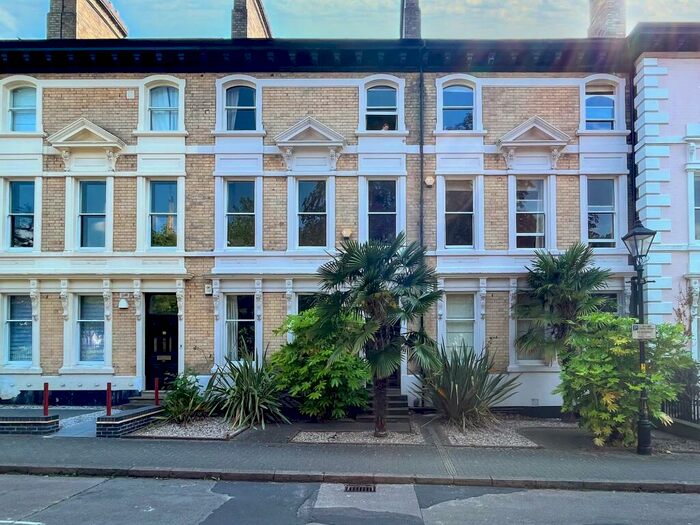 2 Bedroom Apartment To Rent In Princess Road East, Leicester, LE1